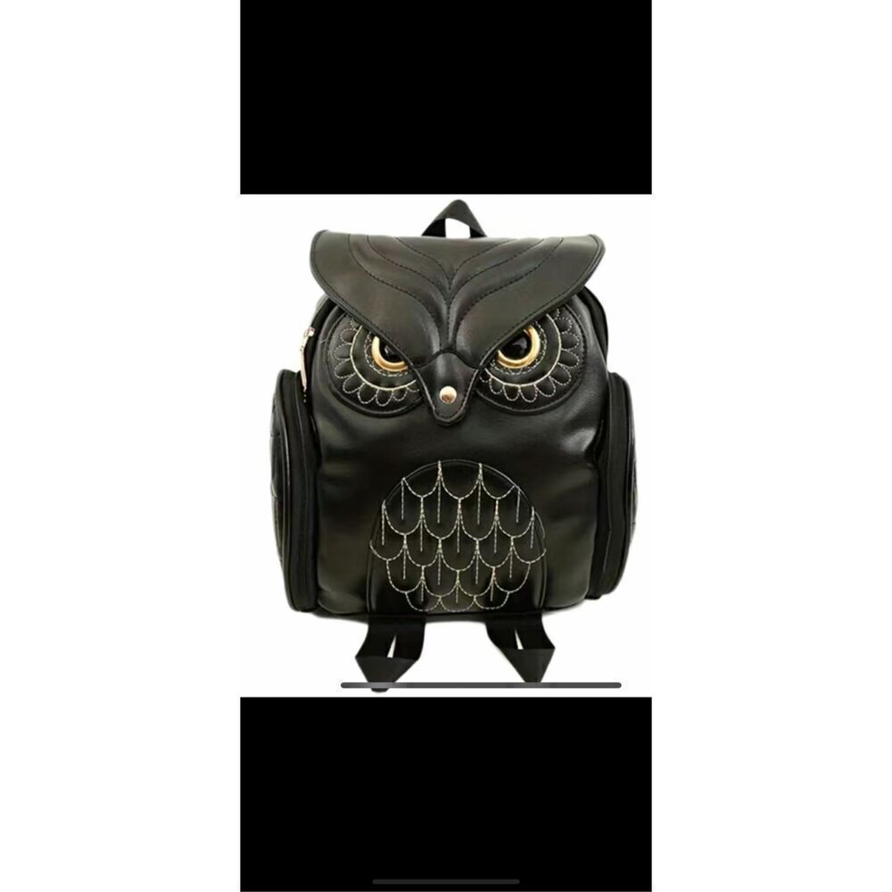 Black Owl Backpack with adjustable straps, soft, PU, leather versatile, travel b
